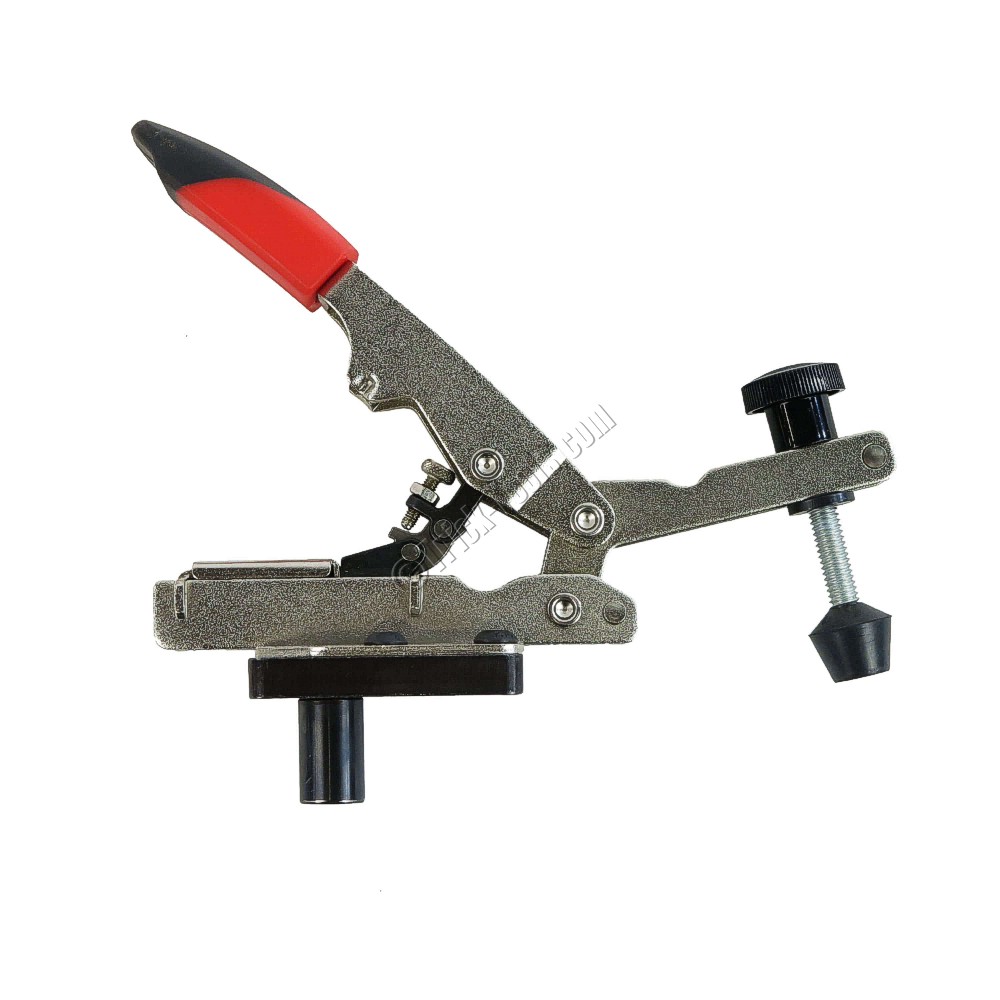 Welding outlet toggle clamps